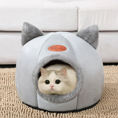 Cozy Winter Cave Bed for Pets